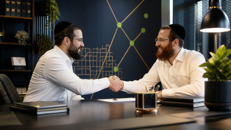 בעלי עסקים חרדים בונים קשר מקצועי ואמון שמוביל להפניות
